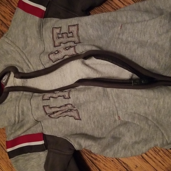 Nike size 6 zip up hoodie kids - Picture 2 of 4